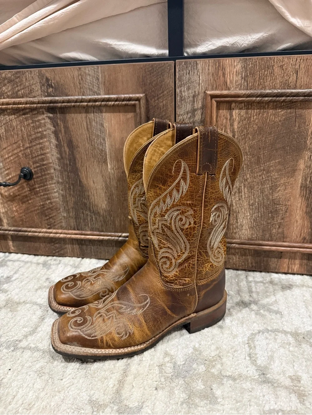 Justin boots bent rail damiana square toe cowboy boots